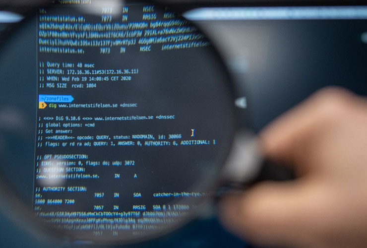 لماذا يمكن لتغيير خادم DNS تحسين أمانك على الإنترنت وتجربة التصفح الخاصة بك؟